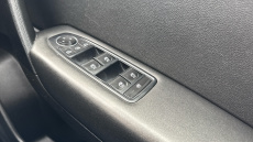 Renault Captur 1.0 TCE 100 Iconic 5dr Petrol Hatchback